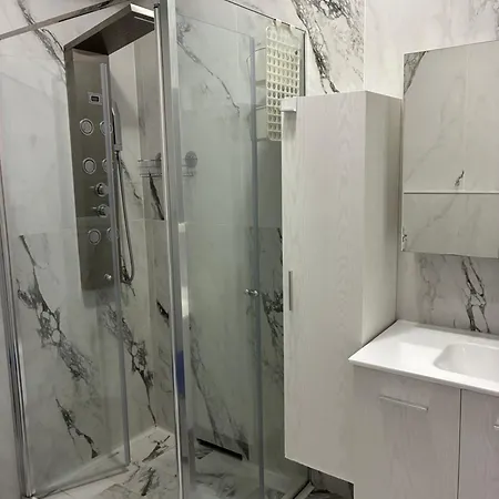 Miramare בית הארחה קרוטונה