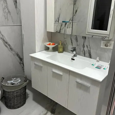 Miramare בית הארחה קרוטונה